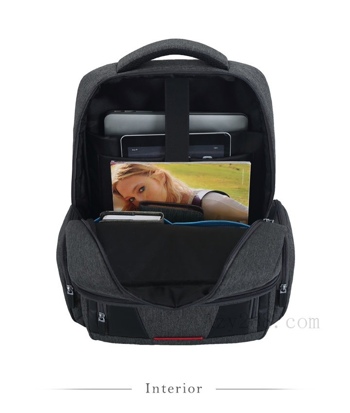 百搭经典大容量商务背包内部展示